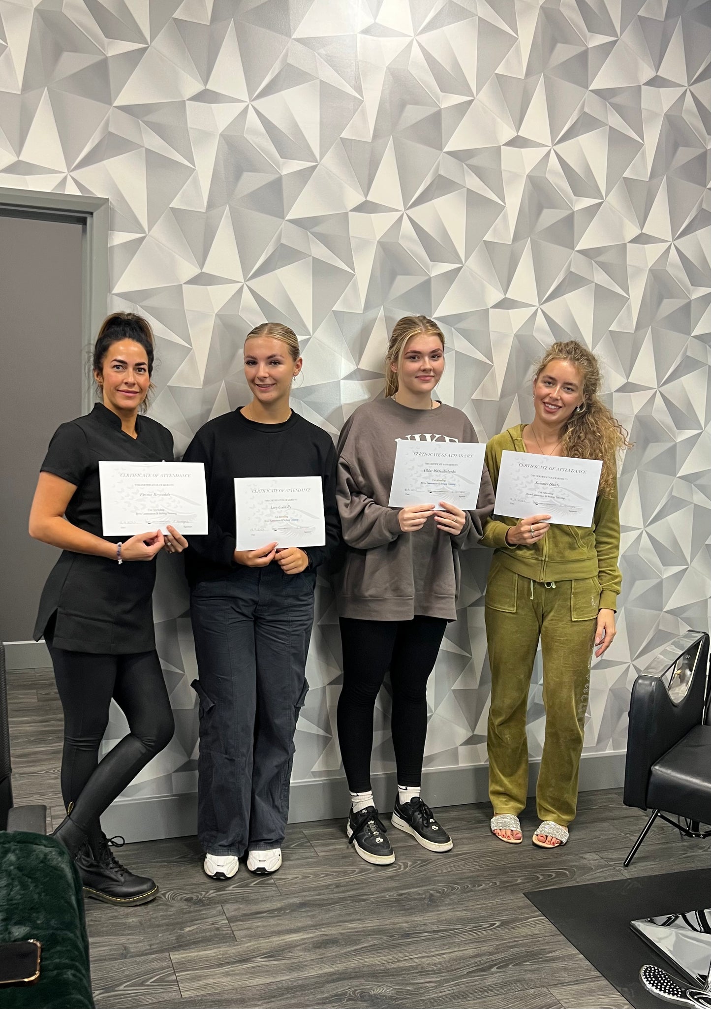 Brow Revive - Brow Wax, Tint, Thread Course